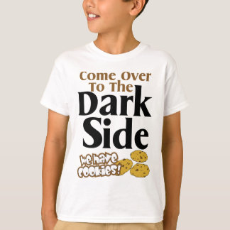 Camiseta Vindo ao lado escuro