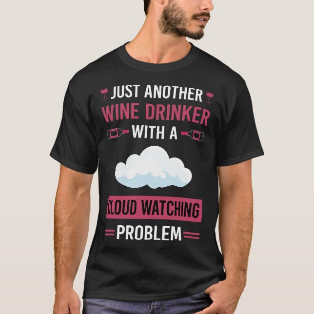 Camiseta Vinho Bebendo Nuvem Vigiando (Frente)