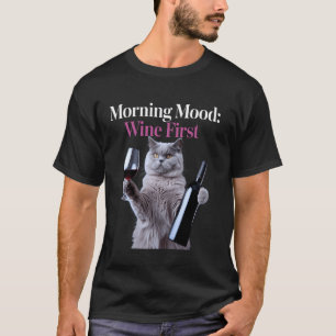 Camiseta Vinho de Humor Matinal Primeiro Gato Divertido Ama