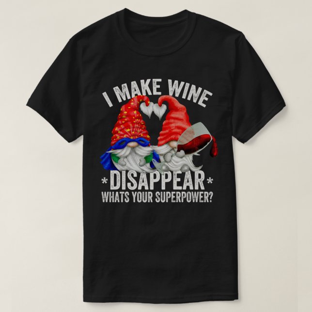 Camiseta Vinho Gnomo Eu Faço Desaparecer Vinho O Que Seu (Frente do Design)