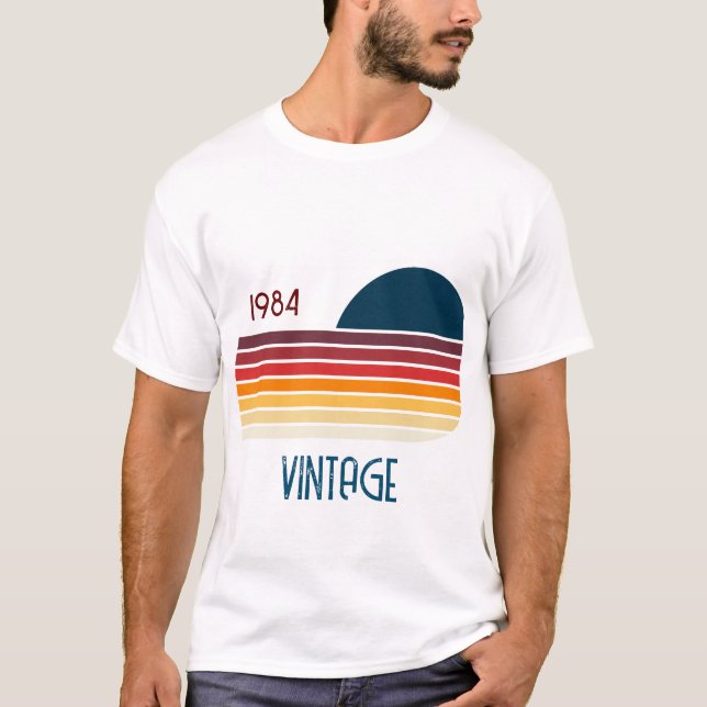 Camiseta Vintage 1984 - Stripe Retroativa Sun (Frente)