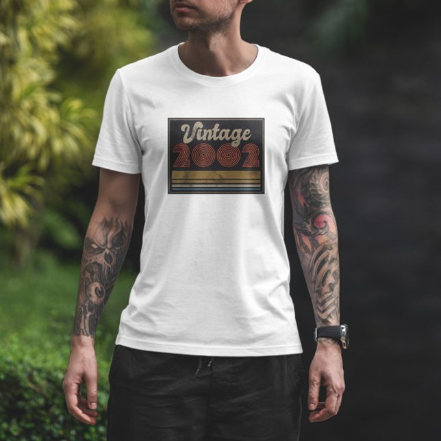Camiseta Vintage 2002 (Criador carregado)