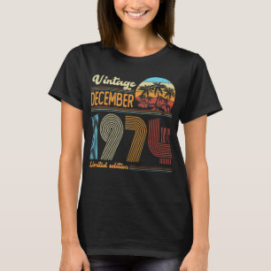 Camiseta Vintage 49º Aniversário Oferece Nascer De Mulheres
