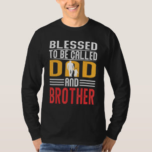 Camiseta Vintage Abençoado Por Ser Chamado Pai E Irmão Faes