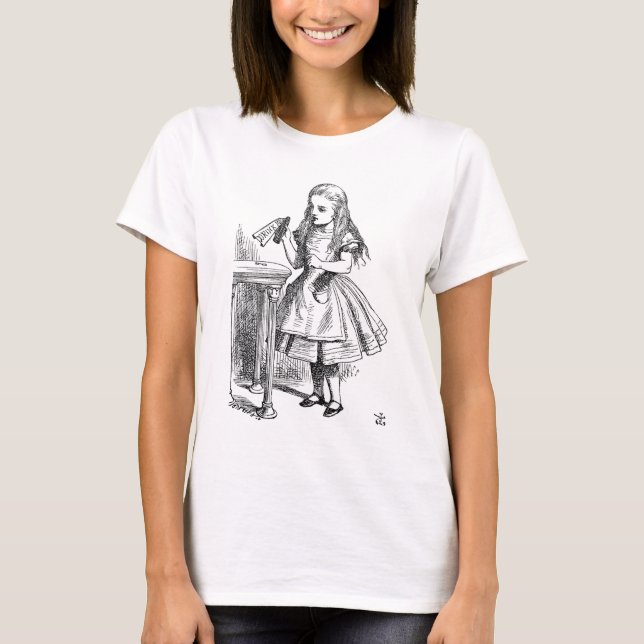 Camiseta Vintage Alice's Adventures in Wonderland (1865) (Frente)