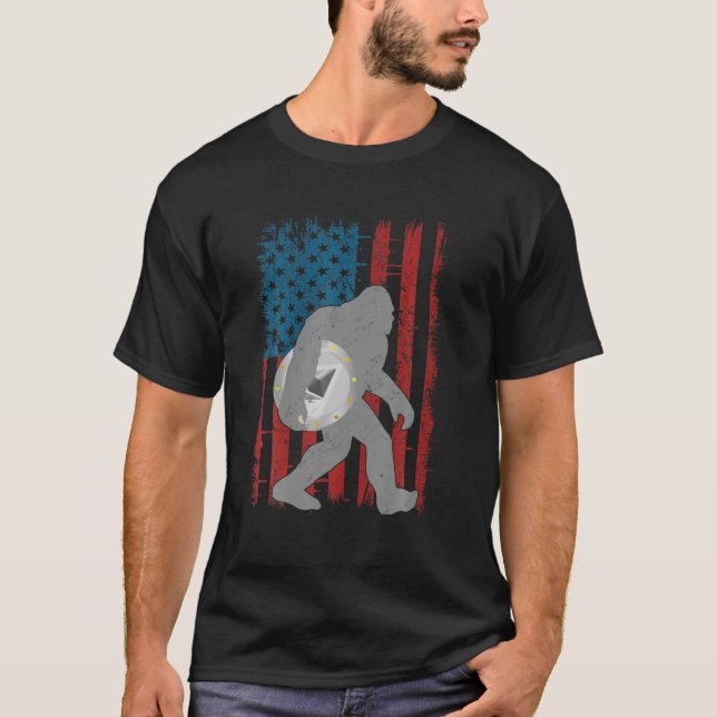Camiseta Vintage American Flag Sasquatch Bigfoot Holdin (Frente)