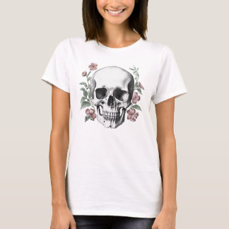 Camiseta Vintage black and white hand drawn skull tattoo