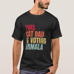 Camiseta Vintage Cat Pai votando em Kamala Presidente Harri