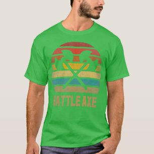 Camiseta Vintage com Arma de Combate Ax