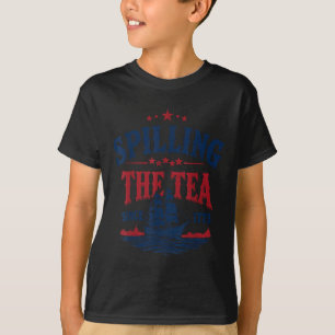 Camiseta Vintage Derramando o Chá Desde 1773 4 de Julho Hi