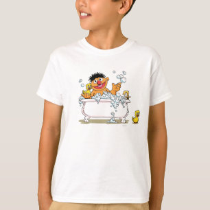 Camiseta Vintage Ernie em Bathtub