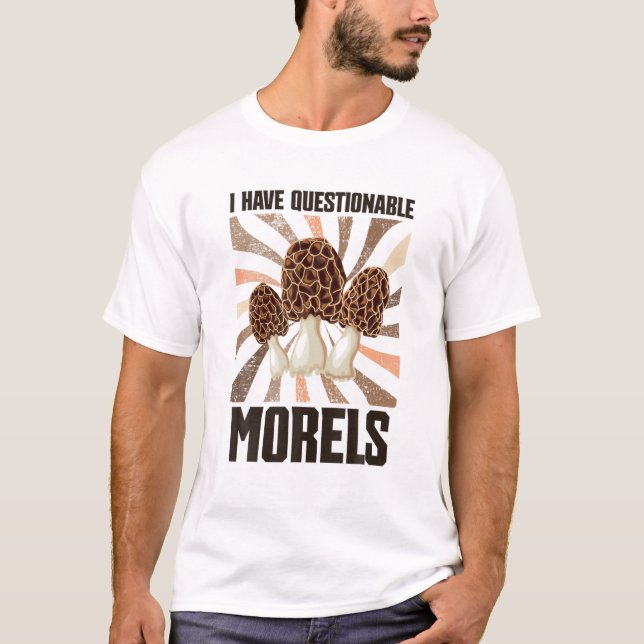 Camiseta Vintage Eu Tenho Moréis Questionáveis - Engraçado  (Frente)