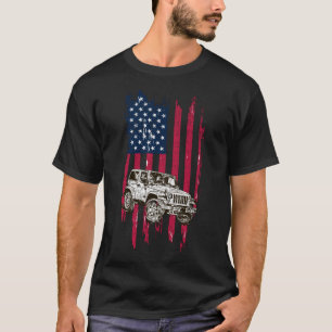 Camiseta Vintage fora da estrada 4x4 que conduz a bandeira