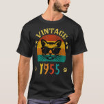 Camiseta Vintage Funny Cat Birthday Gift 1955 Men Women 67<br><div class="desc">Gato Engraçado Vintage Gift 1955 Men Women 67 Year .humor, engraçado, legal, humor, humor, humor, piadas, homens, mulheres, café, flex, diversão, ginástica, cansado, discussão, arte, astronauta, atitude, abacate, mau humor, bíceps, fissura, boxer, boxer , humor eleitoral para a campanha, cartolina, cardio, gato, cristianismo, café, café, companhia, courier, cultura, xícara, roupa...</div>