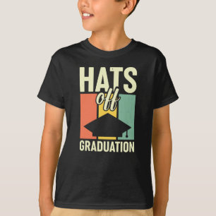Camiseta Vintage Hats Off Graduation Boys