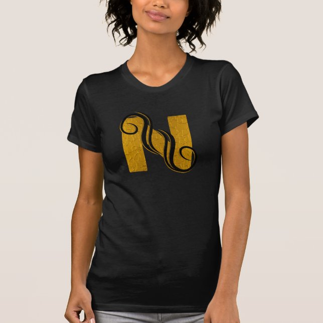 Camiseta Vintage - Letra gold N (Frente)