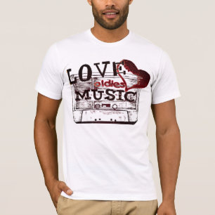 Camiseta Vintage Love traz música 4 T-shirt
