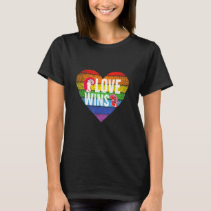 Camiseta Vintage Love Win Rainbow Lgbtq
