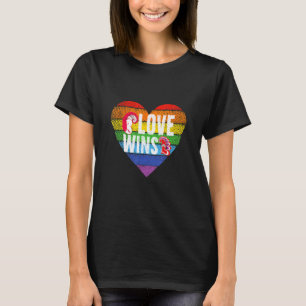 Camiseta Vintage Love Win Rainbow Lgbtq