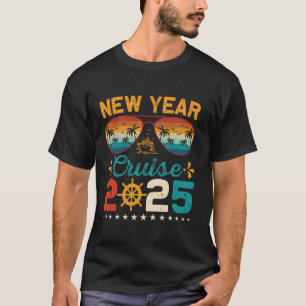 Camiseta Vintage New Year Cruise 2025 Family Matching NYE C