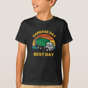 Camiseta Vintage: "O Dia do Lixo é o Melhor Dia"