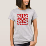 Camiseta Vintage Red Christmas Geometric Quilt Art Design<br><div class="desc">Festive vibes for Christmas or year round,  this classic barn quilt art features a pattern of geometric shapes in vibrant red and white.</div>