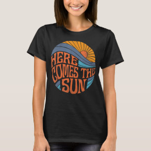 Camiseta Vintage Retro Aqui Vem O Retro Sun Vintage Seis