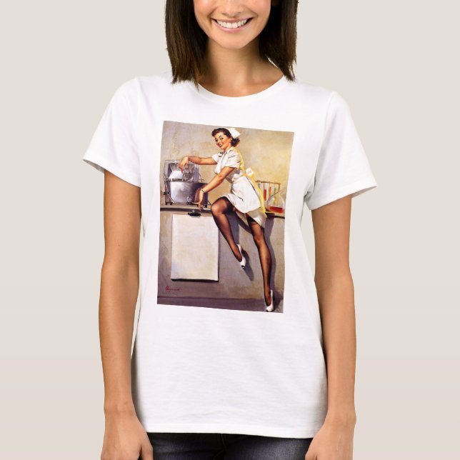 Camiseta Vintage Retro Enfermeira Pin Up Girl (Frente)