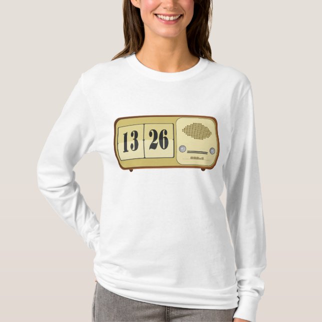 Camiseta Vintage Retro Flip Clock Radio (Frente)