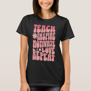 Camiseta Vintage Retro Teach Inspira Nome de Repetição de A