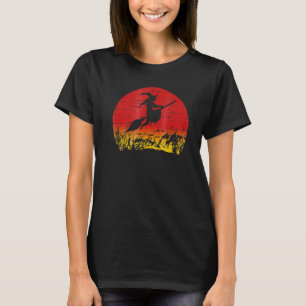 Camiseta Vintage Retro Voando Má Bruxa No Gráfico Broomstic