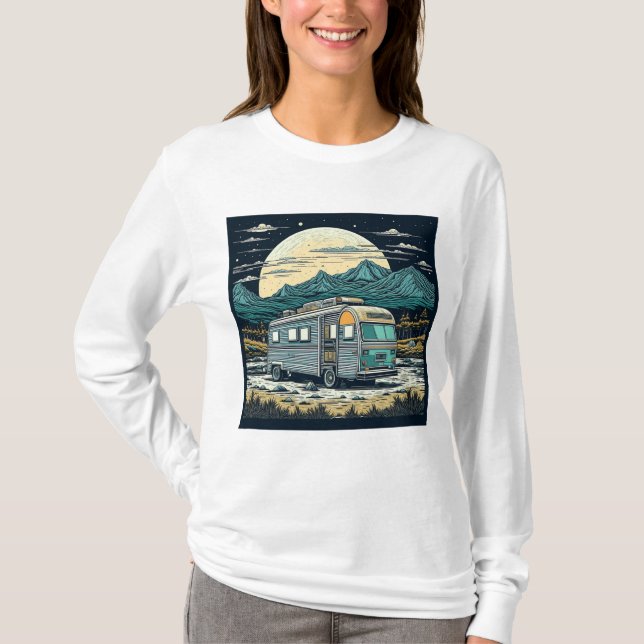 Camiseta Vintage RV nas montanhas com lua cheia (Frente)