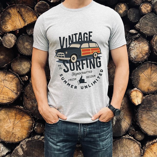 Camiseta Vintage Surfing Summer Unlimited | Homens T-Shirt (Criador carregado)