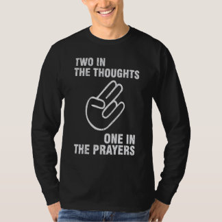 Camiseta Vintage Two In The Thoughts One In The Prayers