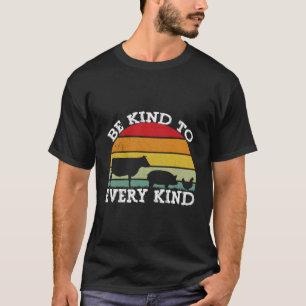 Camiseta Vintage Vegetarian Seja Gentil Com Todos Os Tipos