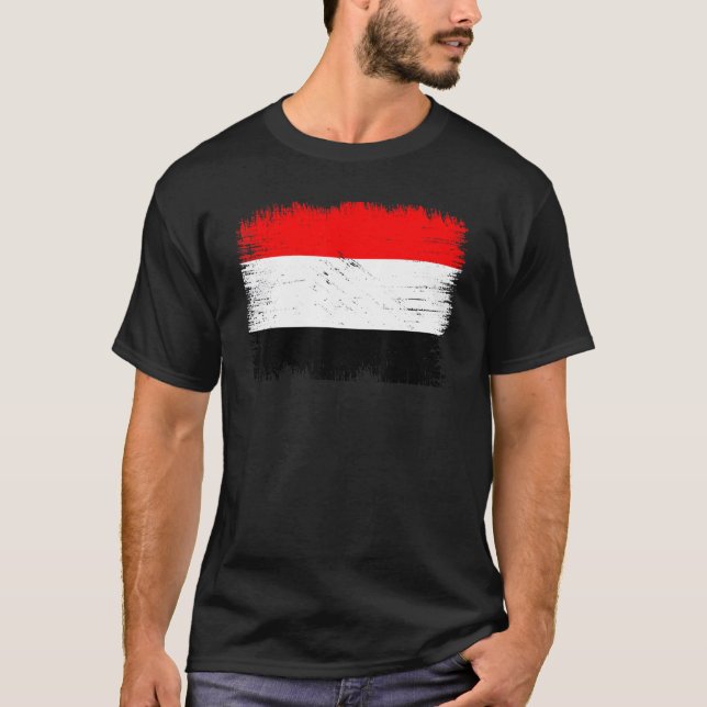 Camiseta Vintage Yemen Flag Yemeni Independence Day (Frente)