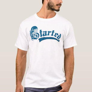 Camiseta Vintagem Crônica Iniciada por Grunge Gótico