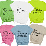 Camiseta Vintagem do Grupo de Correspondência de Festas de<br><div class="desc">Apresentando nossa camiseta Legal Vintage do Grupo de Combinação de Festas de aniversário Personalizada, projetada para tornar inesquecível sua celebração de aniversário. Perfeito para fotos de grupos de esquadras de aniversário ou como um favor único do partido, estas camisas são uma forma na moda para comemorar a ocasião. Feito com...</div>