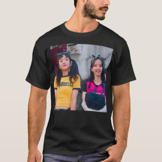 Camiseta Vinte e cinco Vinte e um aqui.