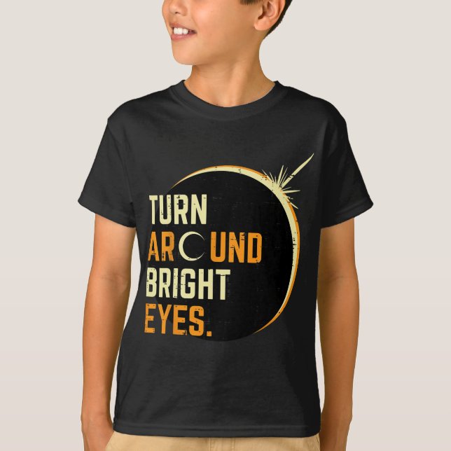 Camiseta Virar Em Torno Do Eclipse Solar 2024 Totalidade Da (Frente)