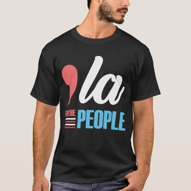 Camiseta Vírgula para a eleição de Pessoas Kamala Harris (Frente)