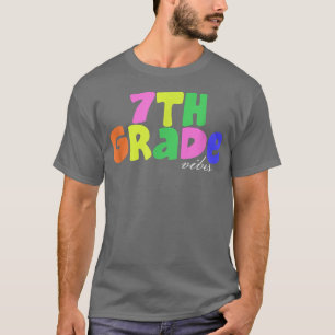 Camiseta Vírus do 7 Primeiro Dia das Mulheres Retro Groovy