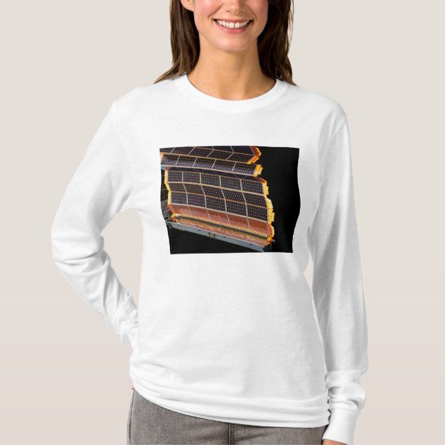 Camiseta Vista aproximada das matrizes solares (Frente)