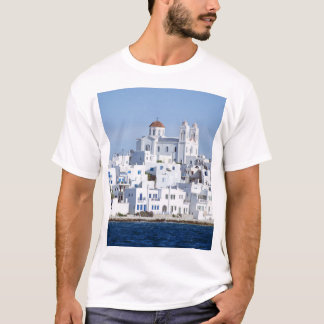 Camiseta Vista da Ilha de Noussa da Aldeia Paros