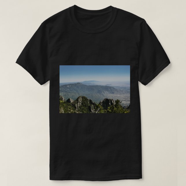 Camiseta Vista Das Montanhas Sandia 4 (Frente do Design)