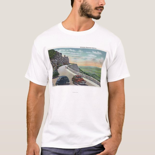 Camiseta Vista de carros velhos no memorial Hwy de (Frente)