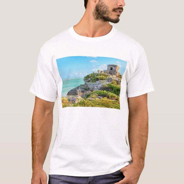 Camiseta Vista de ruínas de Tulum, deus do templo dos (Frente)