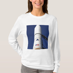 Camiseta Vista do cone de nariz do foguete do delta IV