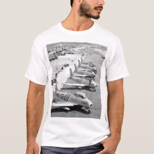 Camiseta Vista dos aviões F-86 na imagem flight_War