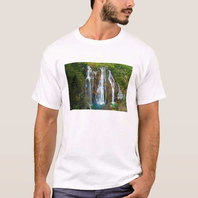 Camiseta Vista elevada da cascata, Croácia (Frente)